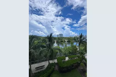 16385 Biscayne Boulevard #305, North Miami Beach, FL 33160 - Photo 7