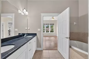 125 NE 4 St, Gainesville, FL 32601 - Photo 39