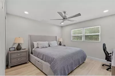 805 NW 40th Terrace, Gainesville, FL 32605 - Photo 15