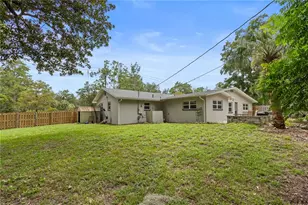 805 NW 40th Terrace, Gainesville, FL 32605 - Photo 29