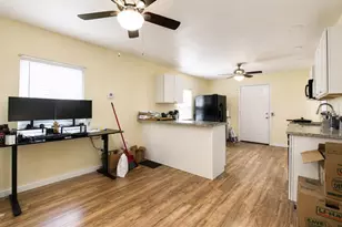 5811 11th St, Zephyrhills, FL 33542 - Photo 11