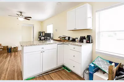 5811 11th Street, Zephyrhills, FL 33542 - Photo 15
