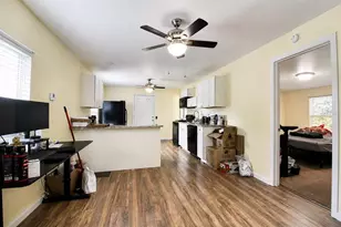 5811 11th St, Zephyrhills, FL 33542 - Photo 9