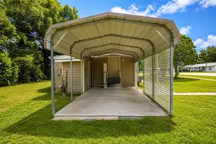 5811 11th St, Zephyrhills, FL 33542 - Photo 5