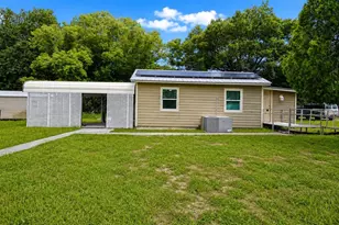 5811 11th St, Zephyrhills, FL 33542 - Photo 5