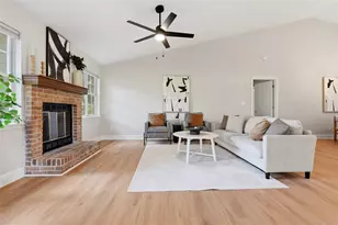 10521 NW 36th Pl, Gainesville, FL 32606 - Photo 9
