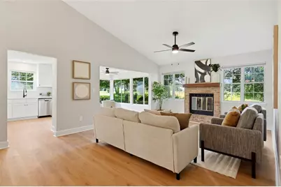 10521 NW 36th Place, Gainesville, FL 32606 - Photo 7