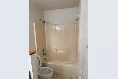 821 NW 7th Avenue, Gainesville, FL 32601 - Photo 13