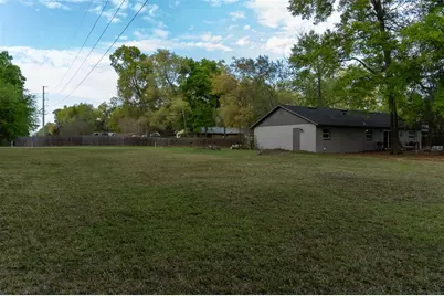 8221 SW 13th Road, Gainesville, FL 32607 - Photo 11
