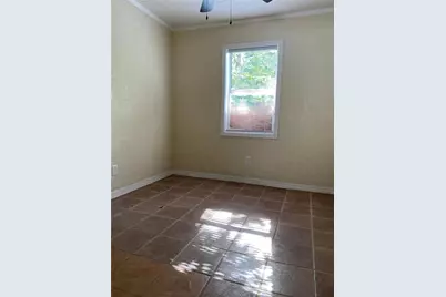 1121 NW 6th Avenue, Gainesville, FL 32603 - Photo 11