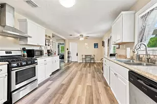 16488 SW 139th Ave, Archer, FL 32618 - Photo 7