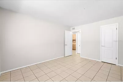 1015 SW 9th Street #D1, Gainesville, FL 32601 - Photo 17
