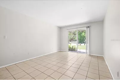 1015 SW 9th Street #D1, Gainesville, FL 32601 - Photo 5