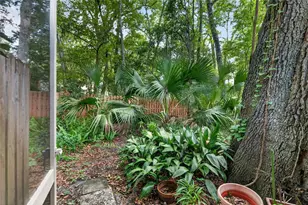 854 SW 51 Way, Gainesville, FL 32607 - Photo 47