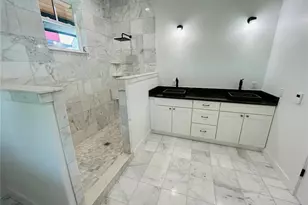 296 NW 12th Ave, Gainesville, FL 32601 - Photo 33