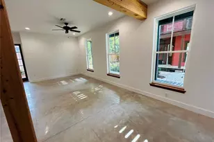 296 NW 12th Ave, Gainesville, FL 32601 - Photo 15