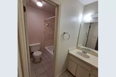 6111 SW 8th Place, Gainesville, FL 32607 - Photo 21
