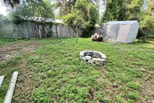 432 SE 15th St, Gainesville, FL 32641 - Photo 17