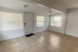 432 SE 15th St, Gainesville, FL 32641 - Photo 5
