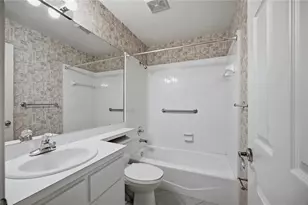5040 SW 9th Ln, Gainesville, FL 32607 - Photo 27