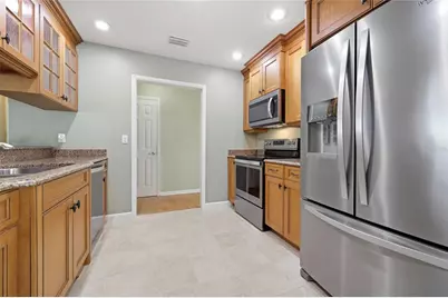 2138 NW 30th Place, Gainesville, FL 32605 - Photo 15