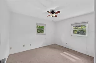 4820 NE 4th Pl, Gainesville, FL 32641 - Photo 13