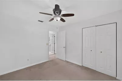 4820 NE 4th Place, Gainesville, FL 32641 - Photo 15
