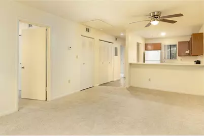 83 SE 16th Avenue #E303, Gainesville, FL 32601 - Photo 9