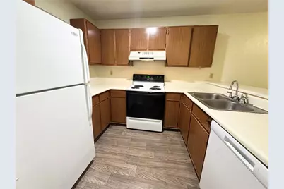 83 SE 16th Avenue #E303, Gainesville, FL 32601 - Photo 3
