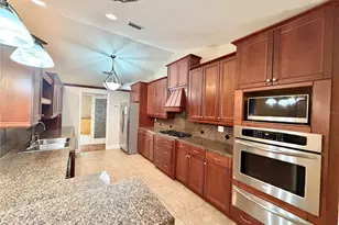 11512 NW 13th Ln, Gainesville, FL 32606 - Photo 7