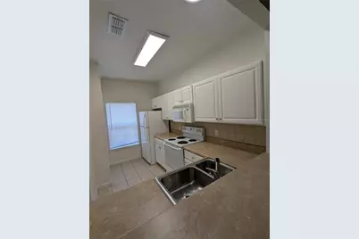 4833 NW 46th Place #106, Gainesville, FL 32606 - Photo 11