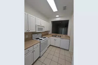 4833 NW 46th Place #106, Gainesville, FL 32606 - Photo 7