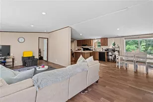 8551 NE 102nd Ct, Bronson, FL 32621 - Photo 5