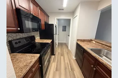 3705 SW 27th Street #1026, Gainesville, FL 32608 - Photo 7