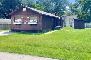214 NE 4th St, Chiefland, FL 32626 - Photo 19