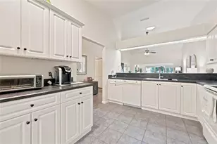 1022 NW 125th Dr, Newberry, FL 32669 - Photo 9