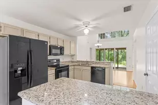 5021 SW 94th St, Gainesville, FL 32608 - Photo 9