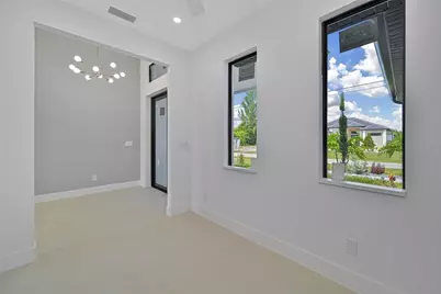 425 SW 31st Avenue, Cape Coral, FL 33991 - Photo 7