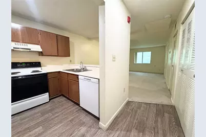 83 SE 16th Avenue #E303, Gainesville, FL 32601 - Photo 3