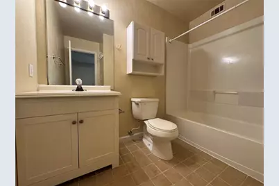 77 SE 16th Avenue #B201, Gainesville, FL 32601 - Photo 15