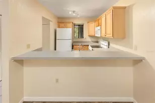 77 SE 16th Ave, Gainesville, FL 32601 - Photo 7