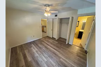 77 SE 16th Avenue #B201, Gainesville, FL 32601 - Photo 9