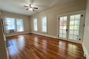 318 NE 2nd Ave, Gainesville, FL 32601 - Photo 3