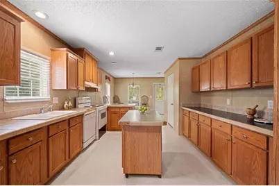 9798 State Road 100 W, Starke, FL 32091 - Photo 13