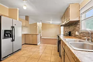 7014 SW 49th Pl, Gainesville, FL 32608 - Photo 11