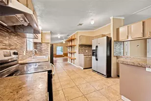 7014 SW 49th Pl, Gainesville, FL 32608 - Photo 9