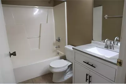 5831 SW 9th Place, Gainesville, FL 32607 - Photo 11