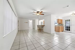 1503 NW 17th St, Gainesville, FL 32605 - Photo 7