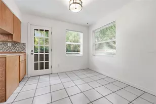 1503 NW 17th St, Gainesville, FL 32605 - Photo 9