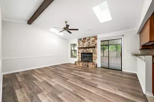 7713 SW 9th Pl, Gainesville, FL 32607 - Photo 5